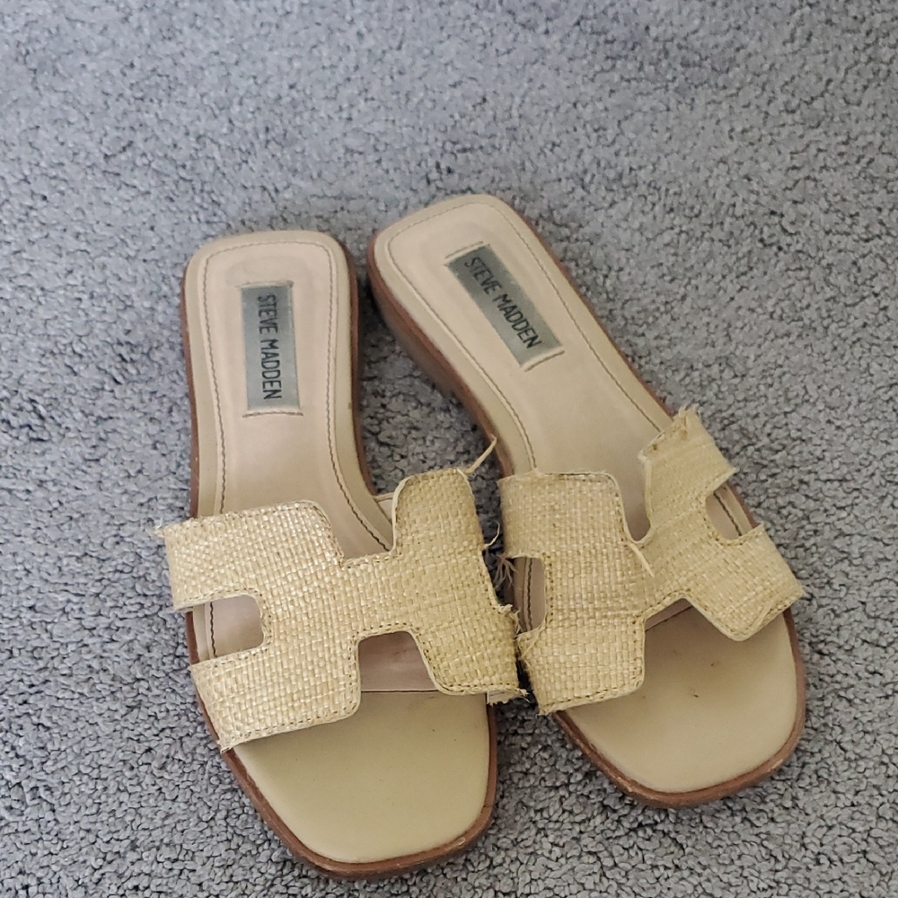 Steve Madden Women's Tan Slide Sandals